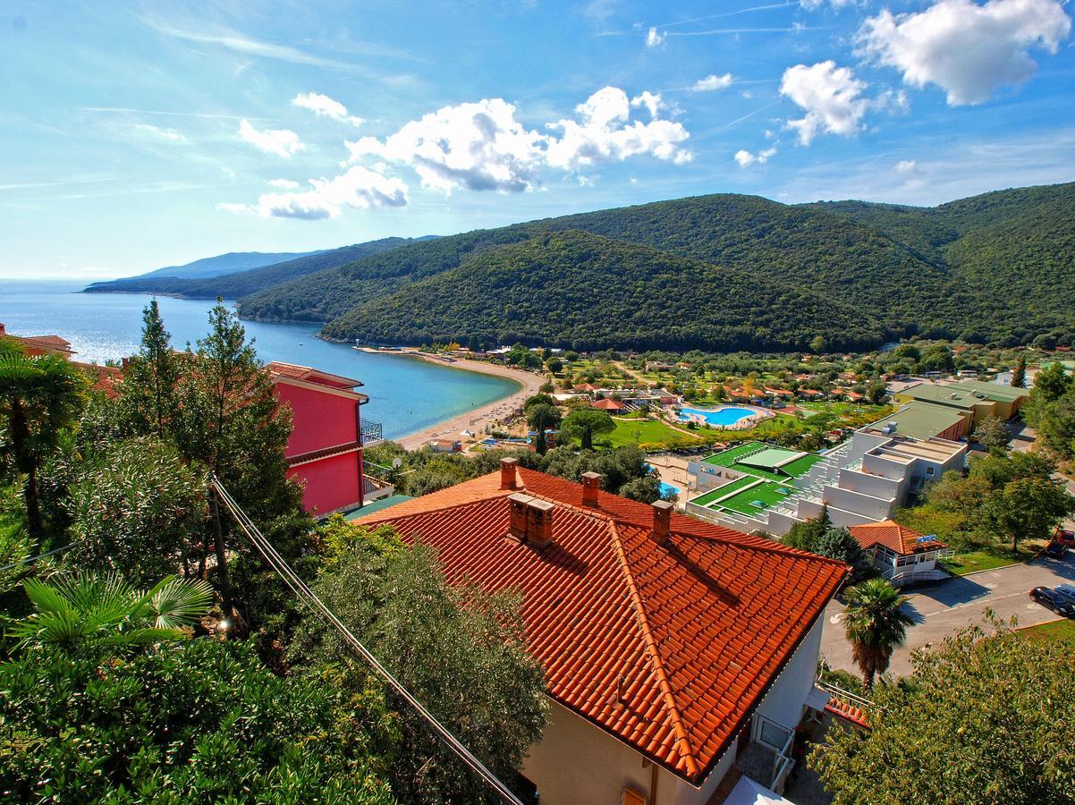 Apartments Boris 154 Рабац Екстериор снимка